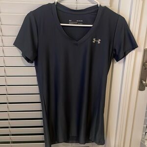 Under Armour T-shirt